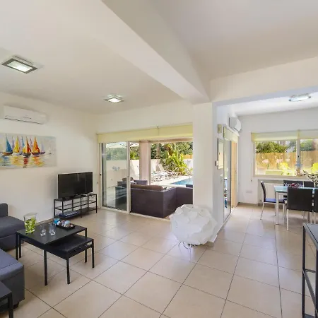 At Last You Can Rent The Perfect Luxury In Pernera Close To The Beach, 1506 Villa