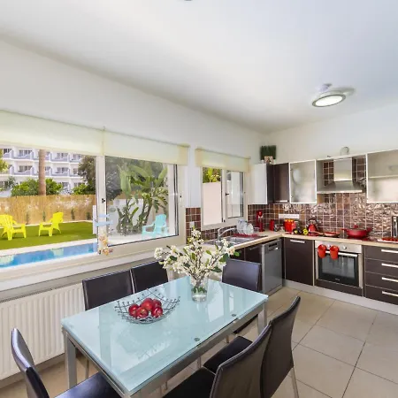 Villa At Last You Can Rent The Perfect Luxury In Pernera Close To The Beach, 1506